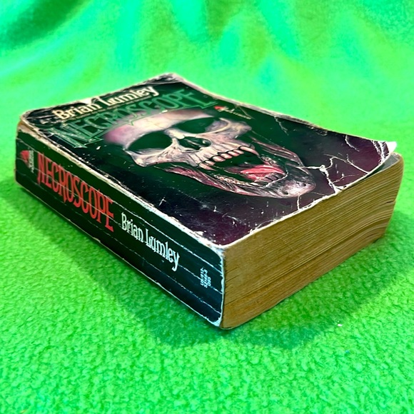 Necroscope by Brian Lumley First Of The Series Paperback Book - Picture 8 of 11